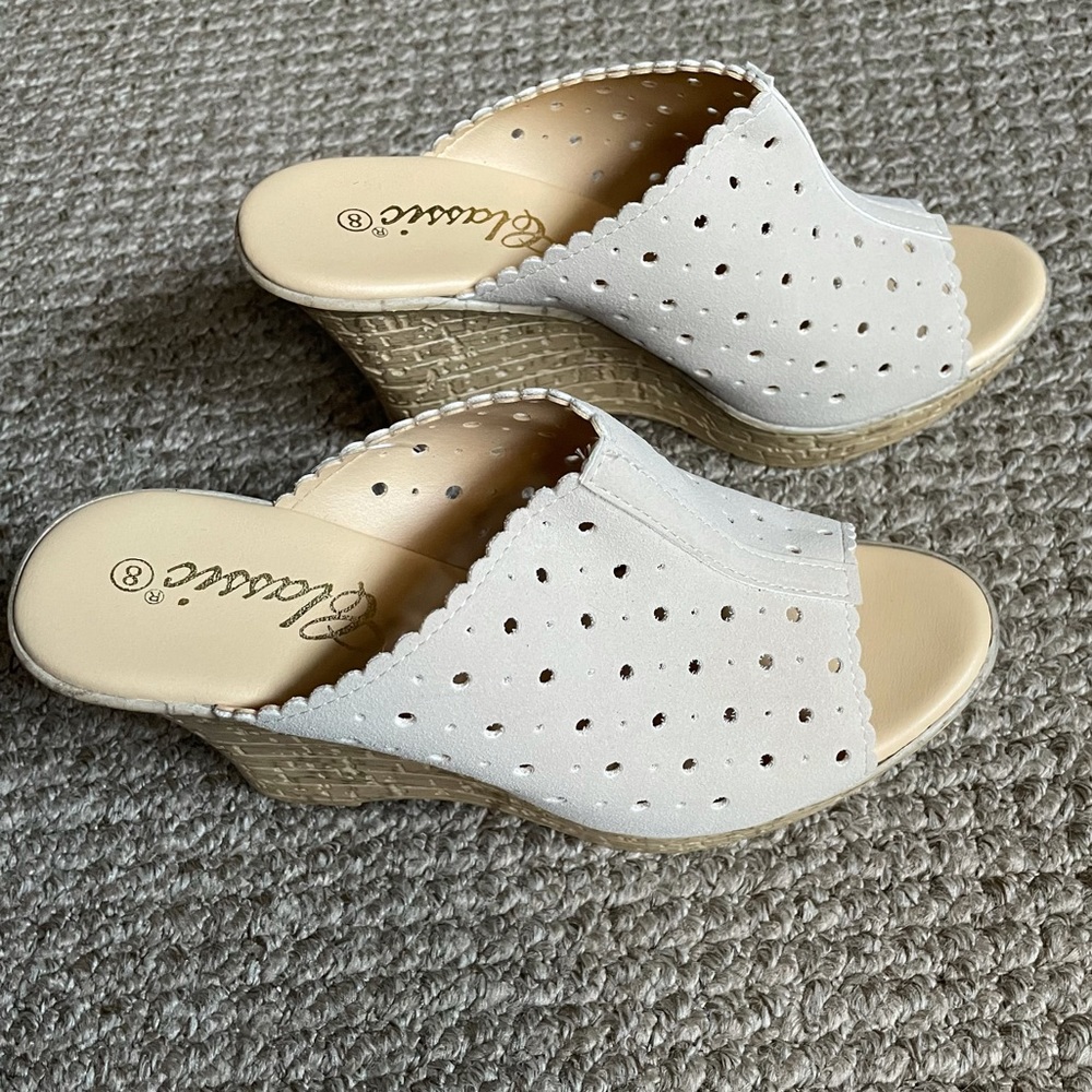 Classic Wedges - Picture 5 of 10